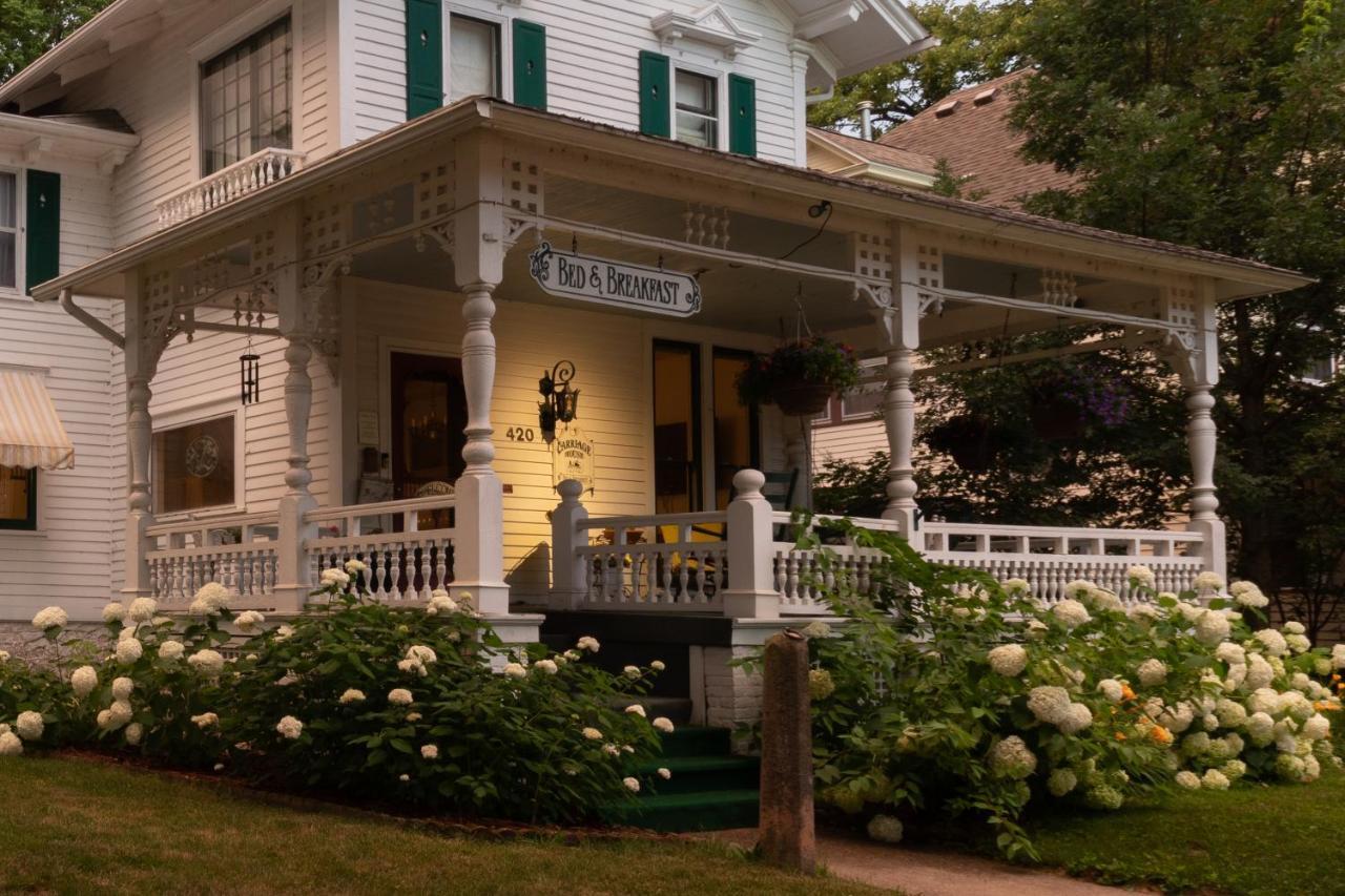 Carriage House Bed & Breakfast Winona Εξωτερικό φωτογραφία