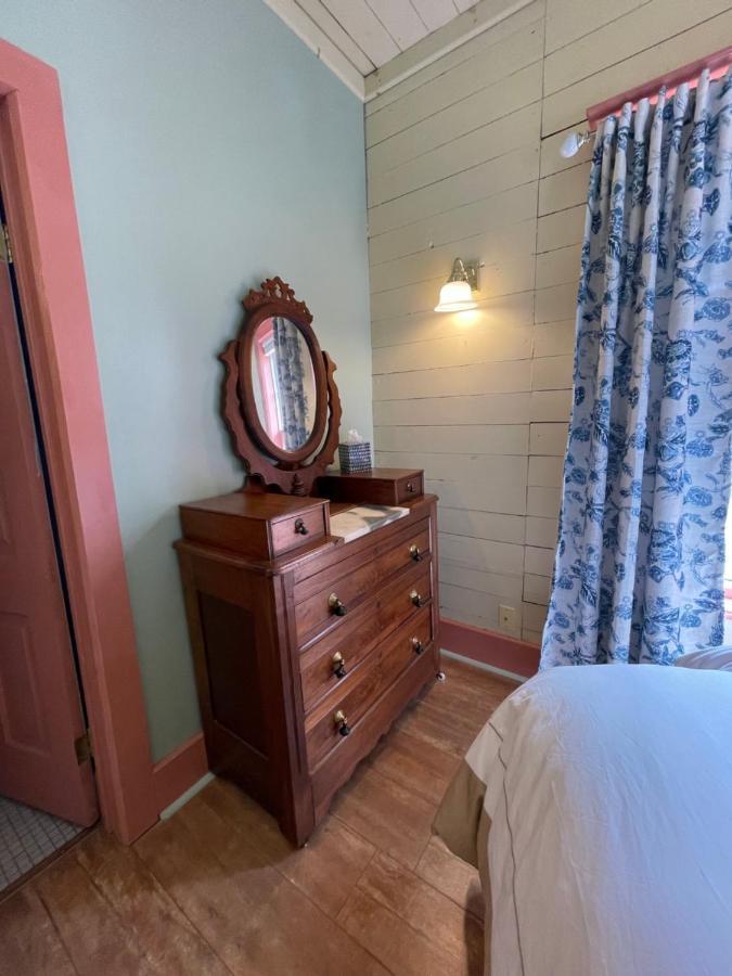 Carriage House Bed & Breakfast Winona Εξωτερικό φωτογραφία