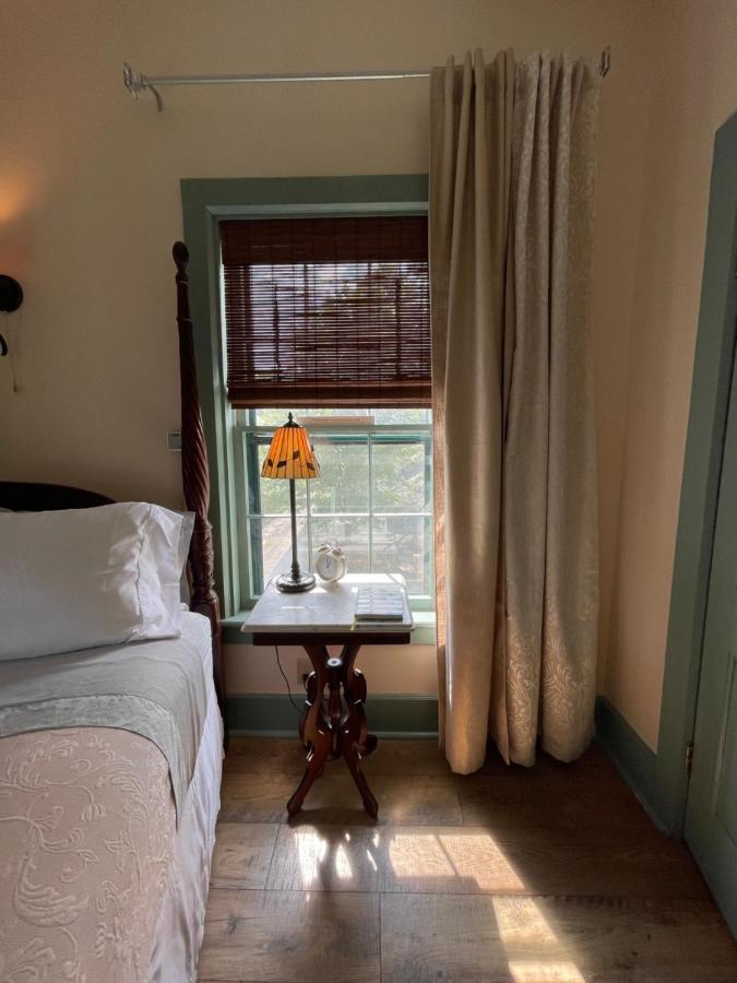 Carriage House Bed & Breakfast Winona Εξωτερικό φωτογραφία
