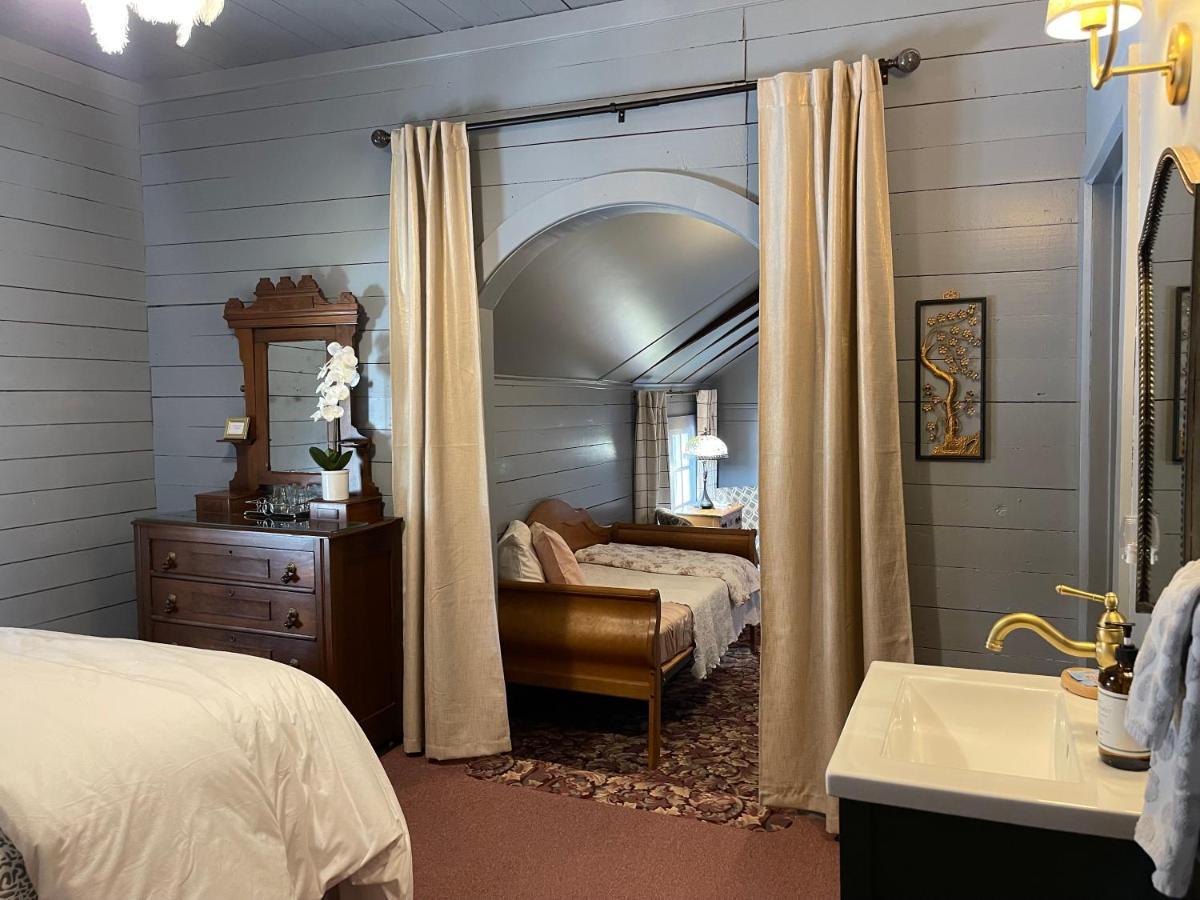 Carriage House Bed & Breakfast Winona Εξωτερικό φωτογραφία