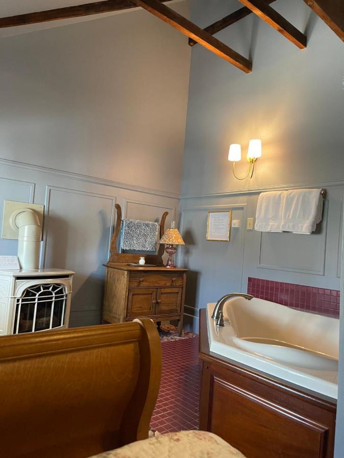 Carriage House Bed & Breakfast Winona Εξωτερικό φωτογραφία