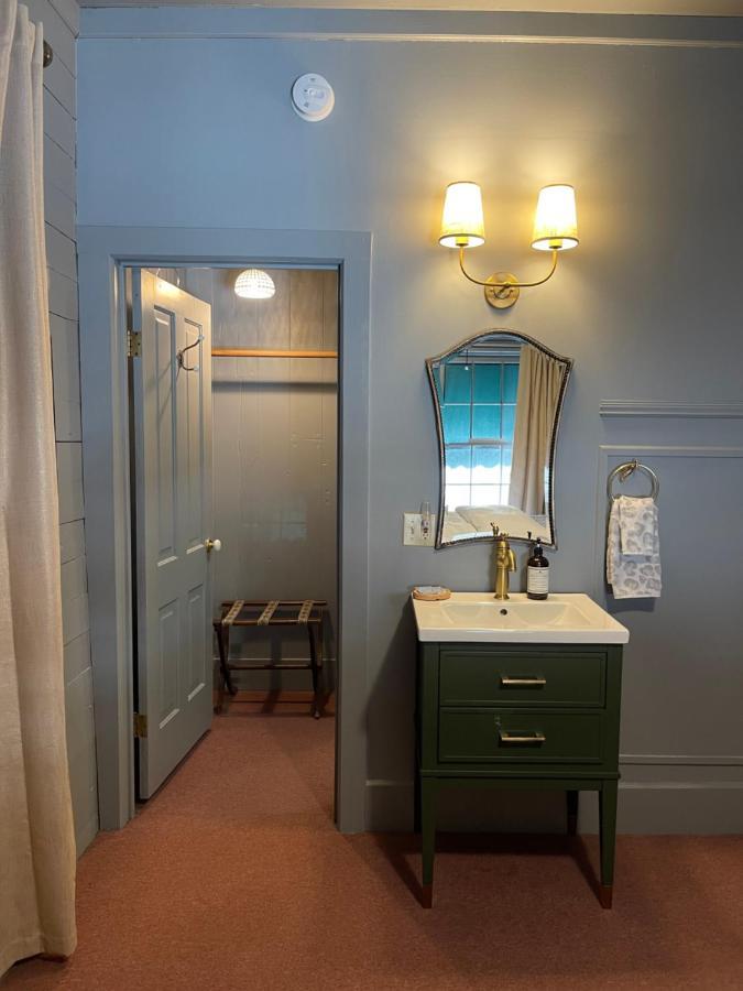 Carriage House Bed & Breakfast Winona Εξωτερικό φωτογραφία