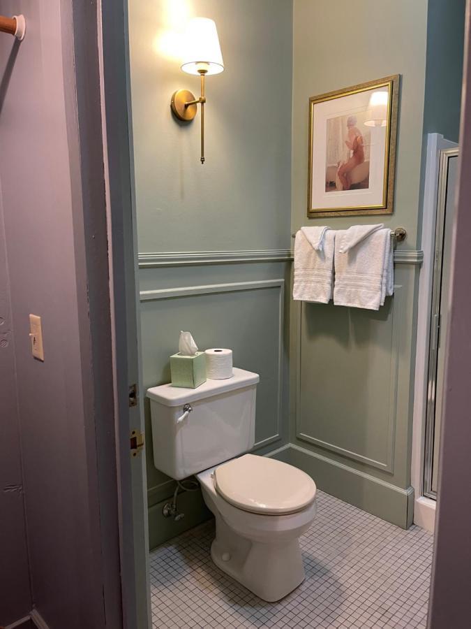 Carriage House Bed & Breakfast Winona Εξωτερικό φωτογραφία