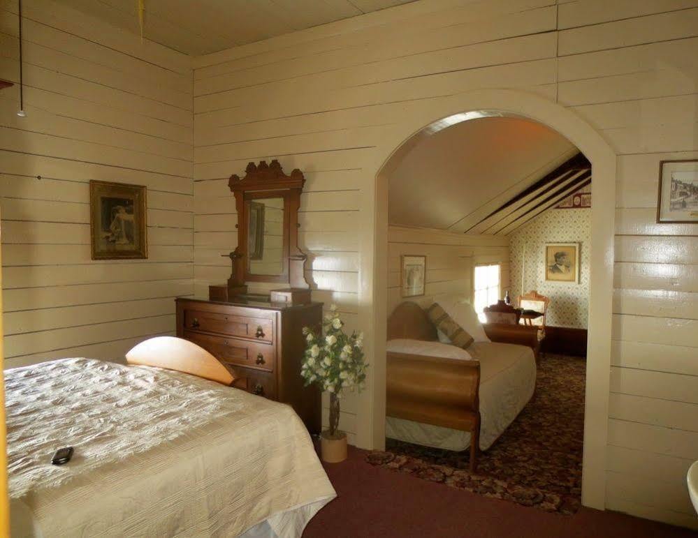 Carriage House Bed & Breakfast Winona Εξωτερικό φωτογραφία
