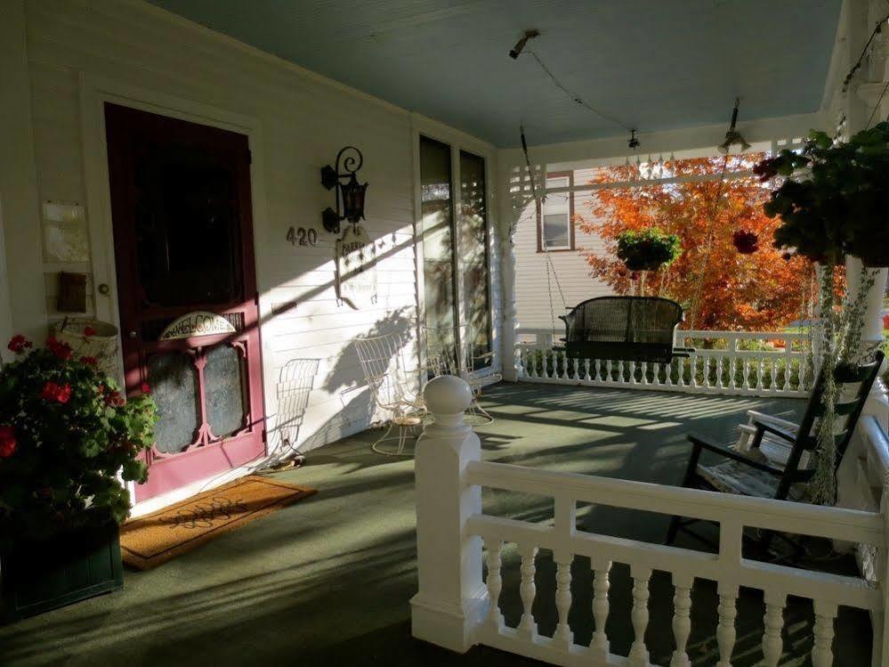 Carriage House Bed & Breakfast Winona Εξωτερικό φωτογραφία